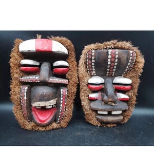 African Art Africa Pair of AFRICAN MASKS We Guéré Ivory Coast straw paint wood