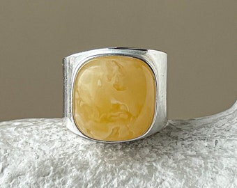 Matte amber ring - Sterling silver chunky ring - Statement ring collection - Size 6 1/2