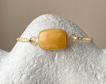 Bangle Bracelet With Butterscotch Amber Stone, Gold Plated Statement Amber Bracelet, Handmade Boho Amber Jewelry - Size 6.7