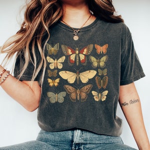 Moth Shirt, Cottagecore Shirt, Bug Shirt, Aesthetic Tshirt, Insect Shirt, Moth Tees, Cottage Core Shirt, Goblincore Clothing, Comfort Colors