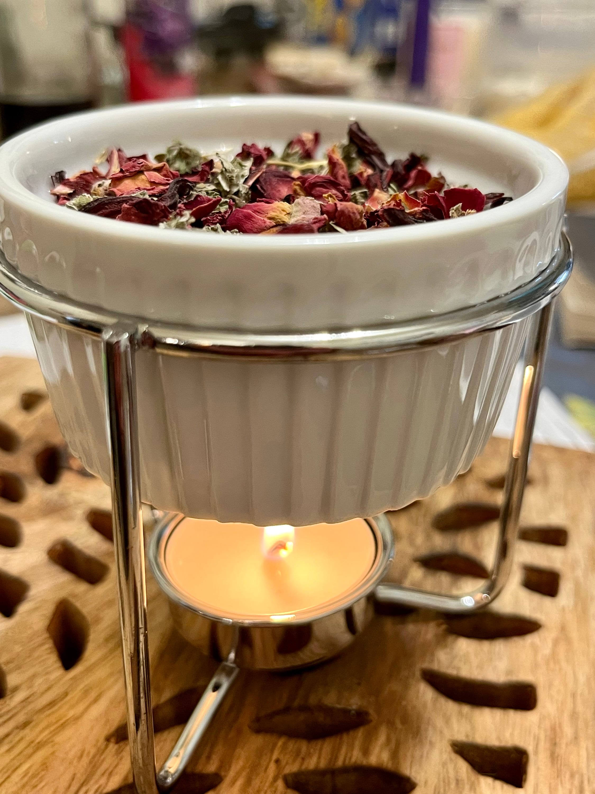 Mini Ceramic Simmer Pot With Metal Stand and Tea Lights - Etsy