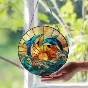 ヘカテのステンドグラス窓用サンキャッチャー - ギリシャの魔法の女神