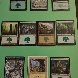 Magic the Gathering 10 Forest Lands