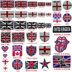 Könnte beinhalten: Eine Sammlung gestickter Aufnäher mit den Flaggen des Vereinigten Königreichs, Englands und Kanadas. Die Aufnäher sind in verschiedenen Größen und Formen erhältlich, darunter rechteckig, schildförmig, herzförmig und sternförmig. Einige Aufnäher enthalten Text wie "England" und "United Kingdom".