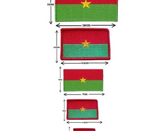 Könnte beinhalten: Fünf gestickte Aufnäher der Flagge von Burkina Faso in verschiedenen Größen. Die Flagge ist rot mit einem grünen horizontalen Streifen und einem gelben Stern in der Mitte. Die Aufnäher sind 5 Zoll, 4 Zoll, 3 Zoll, 2 Zoll und 1 Zoll groß.