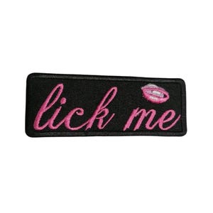 Naszywka do prasowania z haftowanym napisem „Lick Me Funny Slogan”