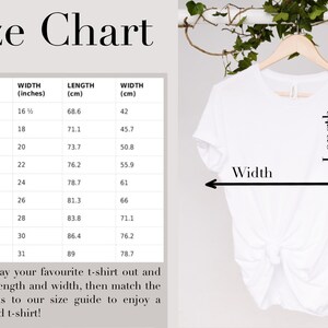 Pu&ograve; includere: Tabella delle taglie per una t-shirt con misure in pollici e centimetri. La tabella mostra la lunghezza e la larghezza della t-shirt in pollici e centimetri per le taglie XS a 5XL.