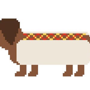 以下が含まれることがあります： ダックスフントのホットドッグのピクセル化されたイラスト。犬は茶色で、茶色の耳と尾があります。ホットドッグのパンはベージュで、ホットドッグは赤と黄色の模様です。画像は白い背景にあります。