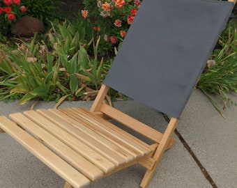 Low profile nesting camp chair