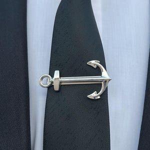 Silver Anchor Tie Clip – Nautical Themed Elegant Men&#39;s Accessory – Sailor Style Tie Bar–Perfect Gift for Special Occasions and Everyday Wear