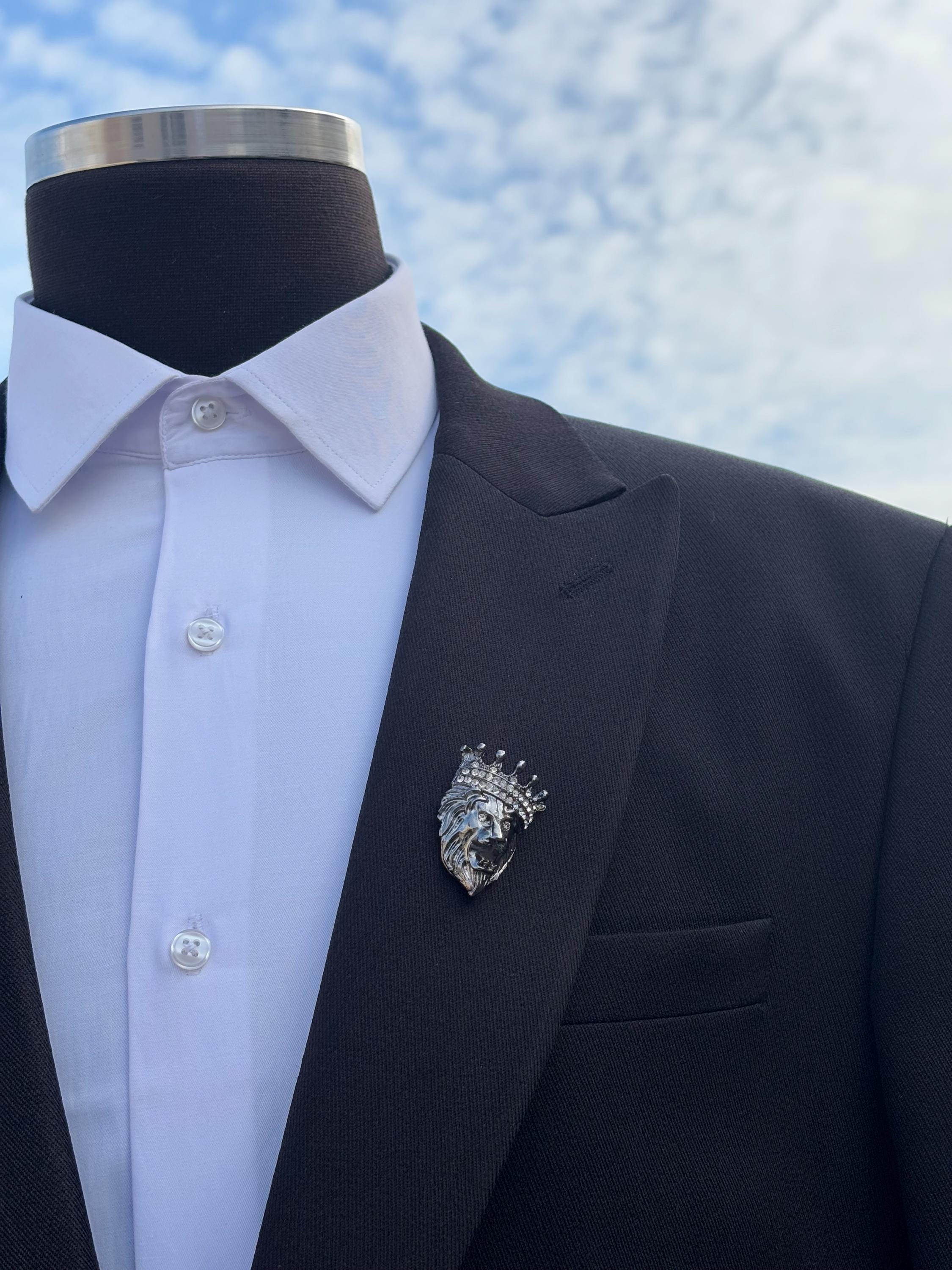 Spilla Knighthood Con Aquila Bicipite Alata E Dettagli In Pietra, Accessorio Elegante Per Abito, Giacca, Camicia