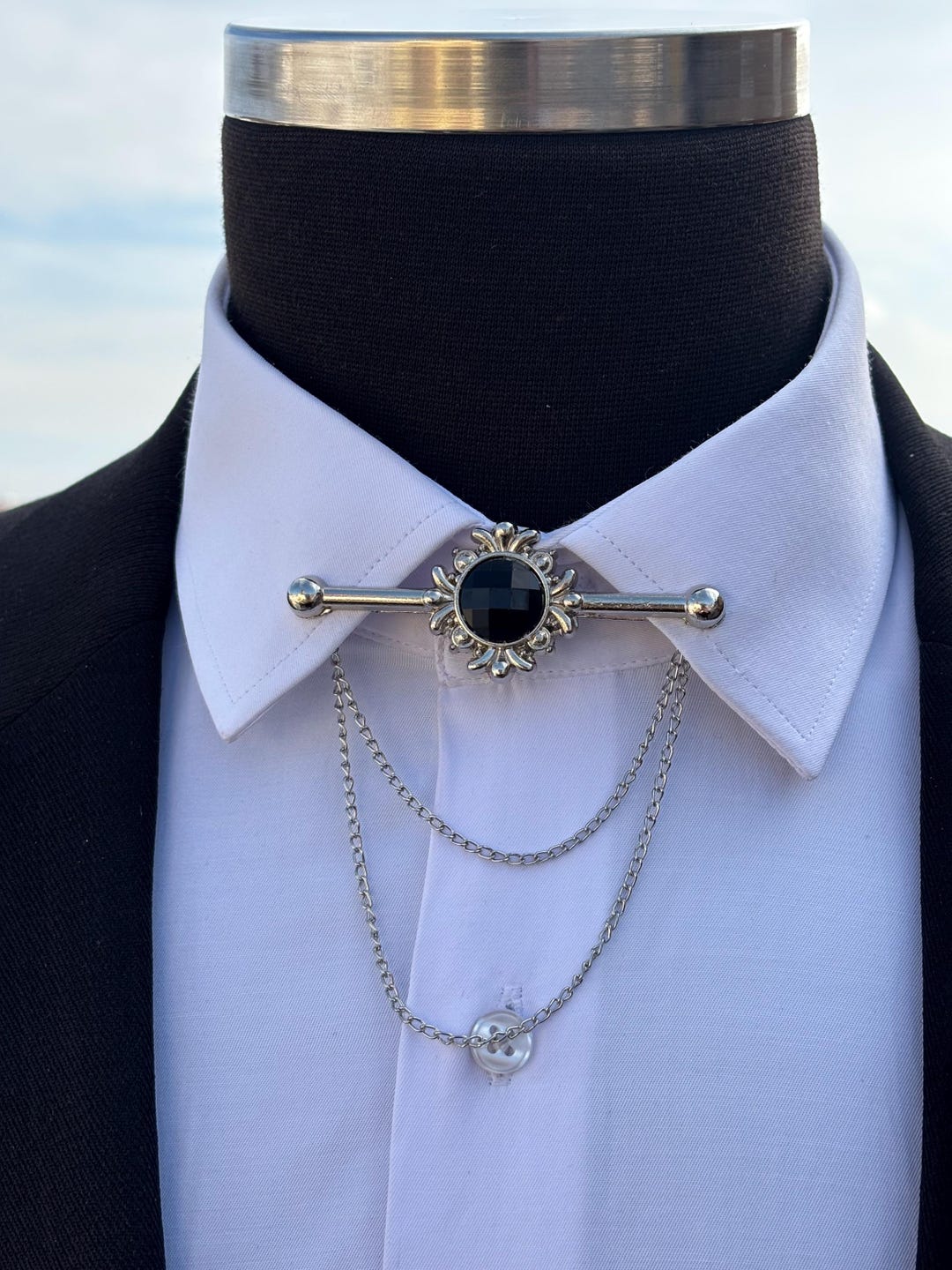 collar bar shirt with tie