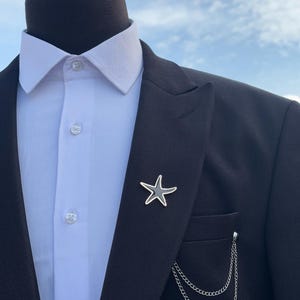 Star Brooch, Clip-on Brooch, Men's Jacket Accessory, Unisex jacket brooch, Modern and Elegant Accessory, Brooch for Jacket, Stylish Design