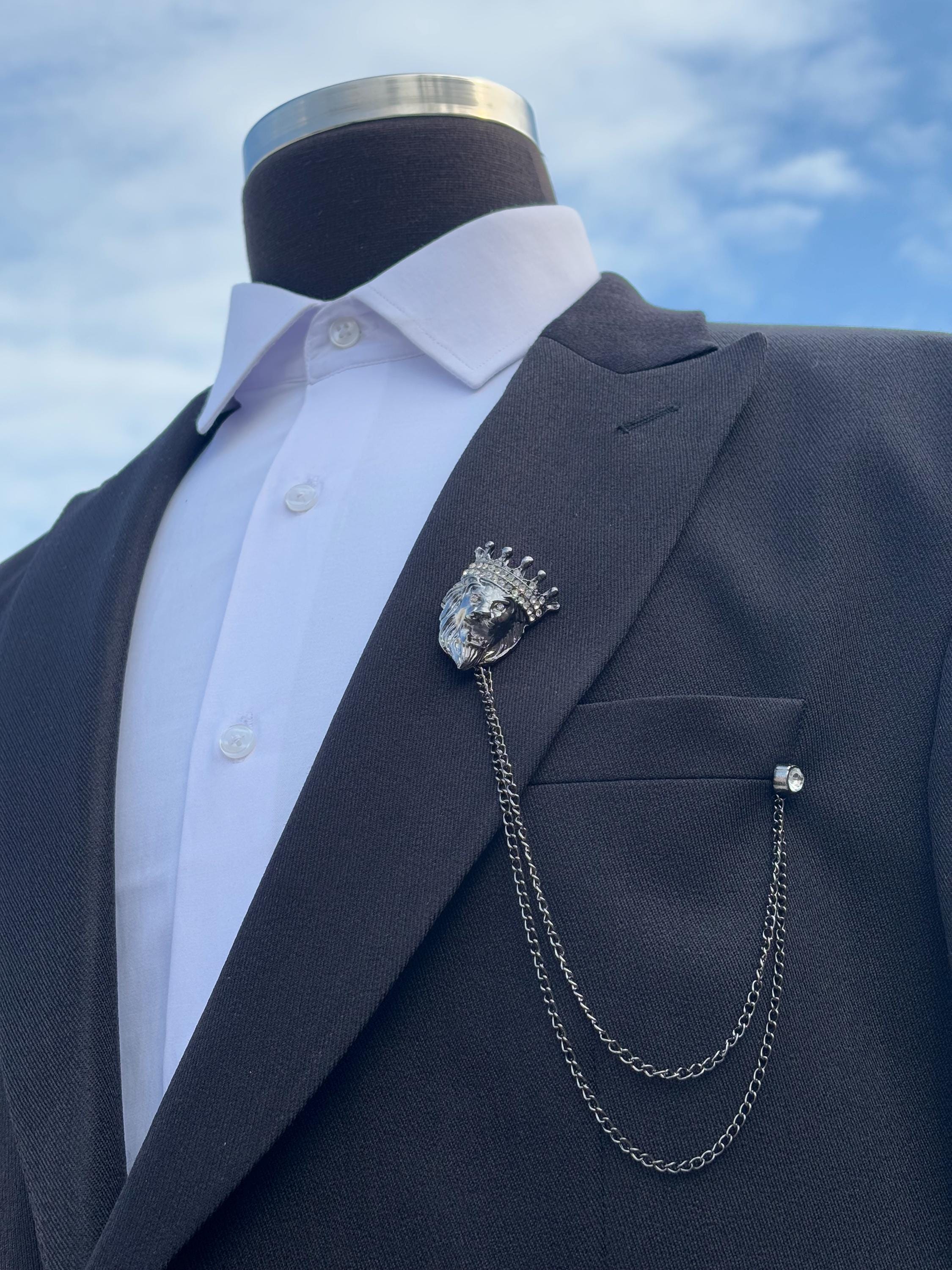 Gioielli con Testa di leone: significato simbolico e bijoux da indossare | GioiaPura Gioielli con Testa di leone: significato simbolico e bijoux da indossare | GioiaPura