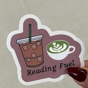 Adhesivo de vinilo con el mensaje "Reading Fuel" (café y matcha), moderno adhesivo para amantes de los libros, bonito diseño estético para lectores, portátiles, diarios y botellas de agua