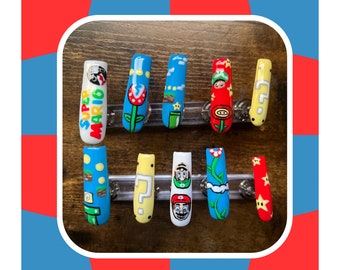 Super Mario Bros. Multicolor / Prensa pintada a mano en las uñas / Nintendo Nail Art / Mani de ATLien