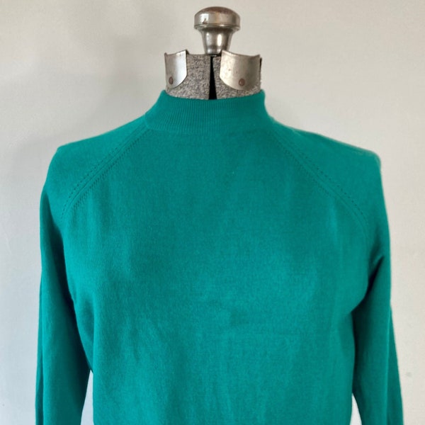 Vintage 1950s/1960s Teal Mock Neck Pullover