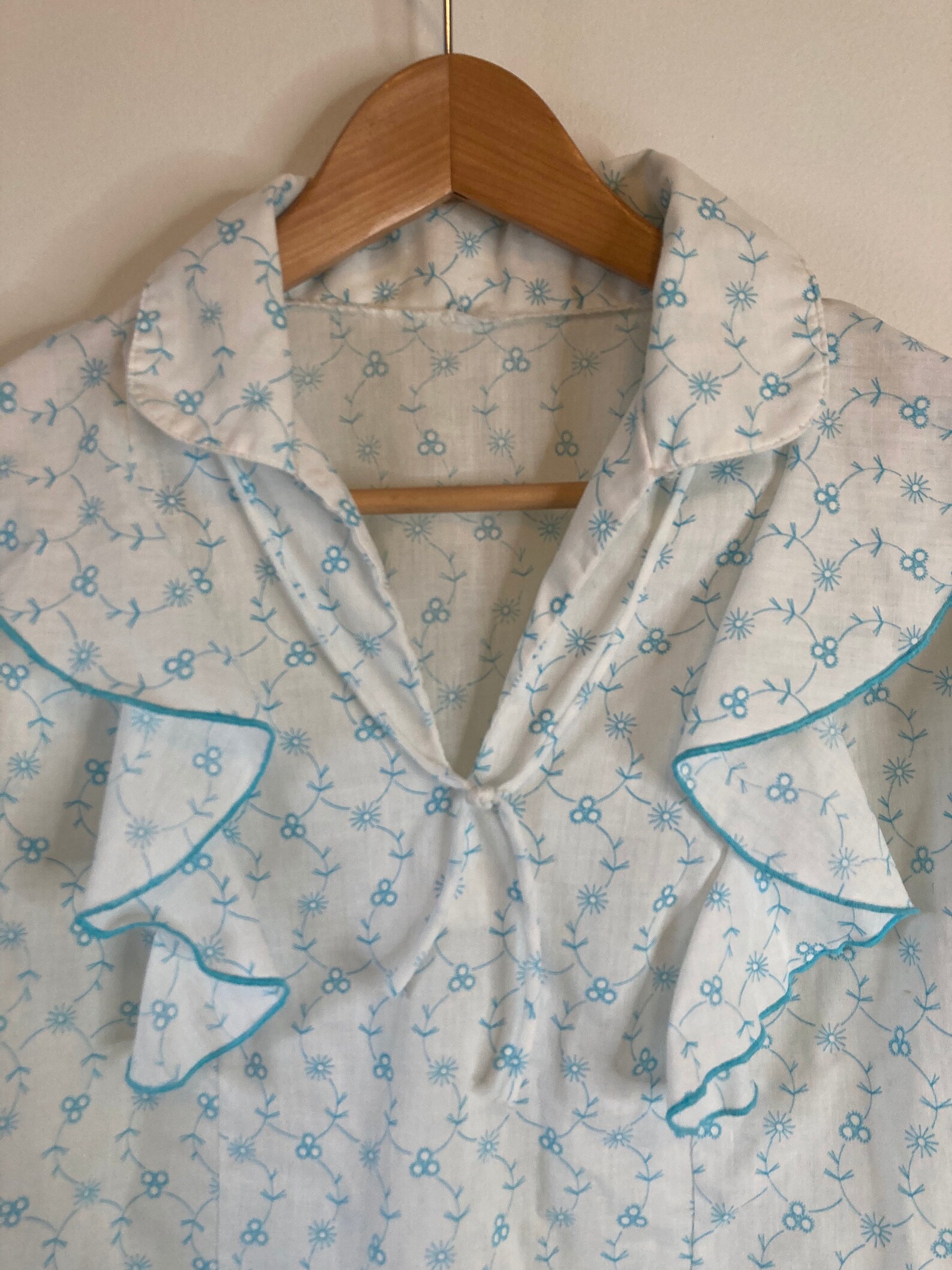 Women's Vintage Art Print Ruffle Shirt