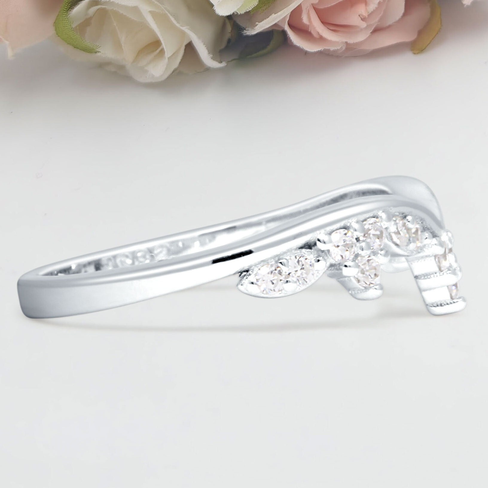 Contour Chevron V Shape Bridal Band Women Ring Cubic
