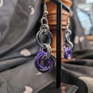 Mobius Fidget Earring Double