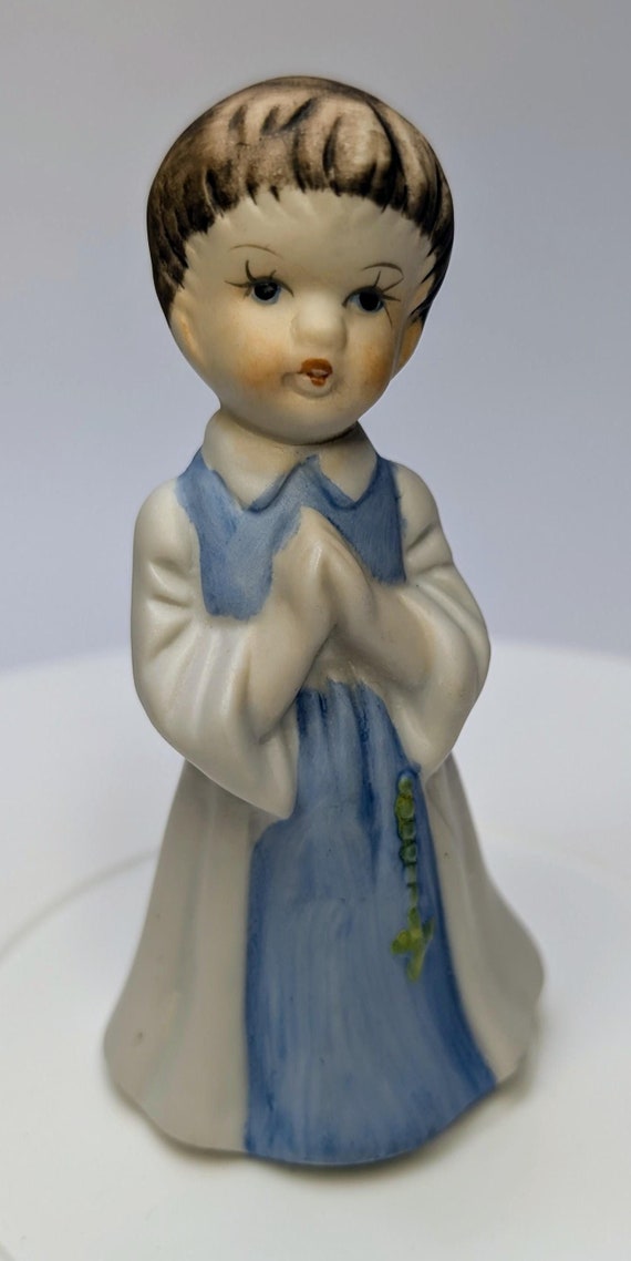 Vintage - Religious Figurine with Green Rosary - Porcelain - 4''Tall