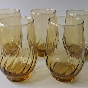 Vtg - Set of 5 Anchor Hocking Small Glasses - 3.75&#39;&#39; Tall - Amber