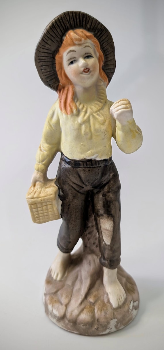 Vintage - Child Figurine with basket - Porcelain - 7''tall