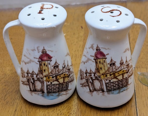 Vintage - Chateau Brown Transferware Japan - Salt & Pepper - shakers
