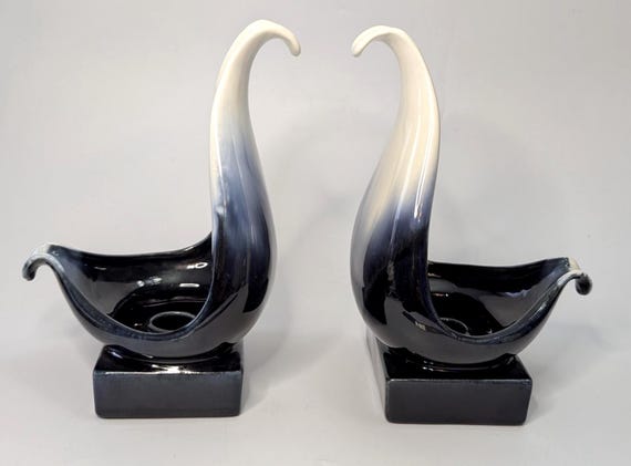 Vintage - Elegant pair of candle holders / candle - MCM Teapot - Red Wing Pottery USA - 8'' high x 4.25'' wide