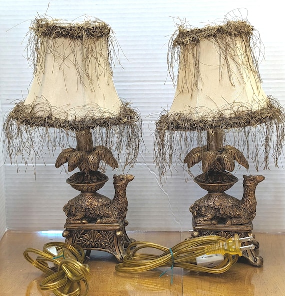Pretty little Vintage style lamps - working - are at least 20 years old. Sold as a pair - measures 12" tall