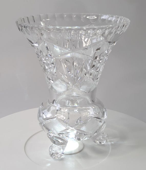 Vintage - Beautiful Crystal Footed Vase - 6''Tall x 4''at Widest
