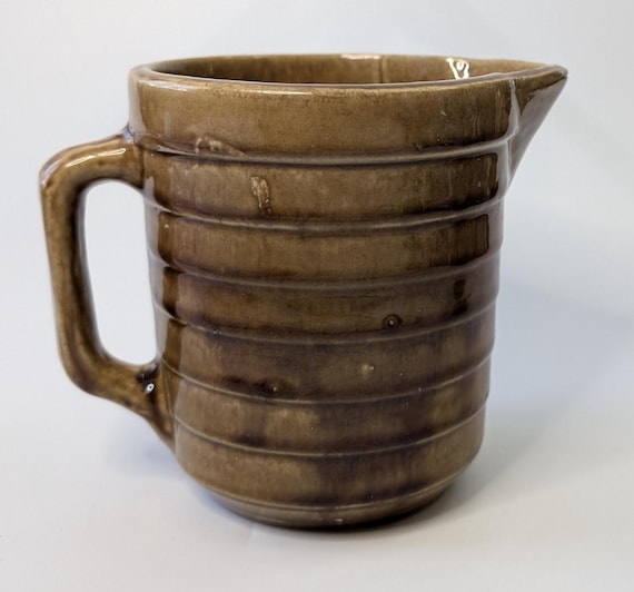 Vintage - Small Pitcher - ceramic - 5" tall x 4.5" wide