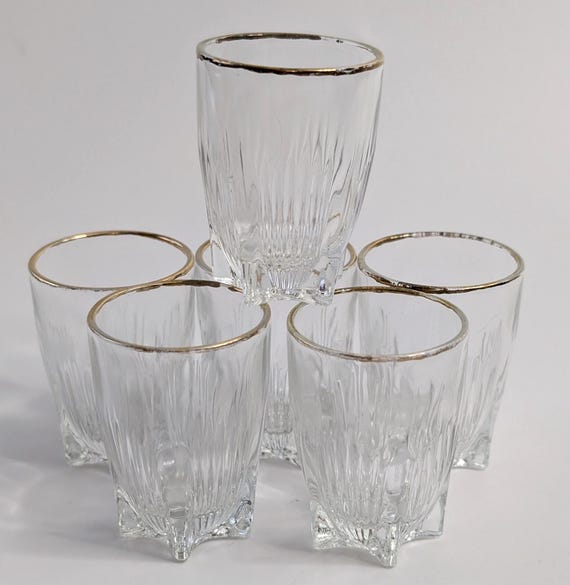 Vtg - Set of 6 Small Glasses - 2'' high - Vintage
