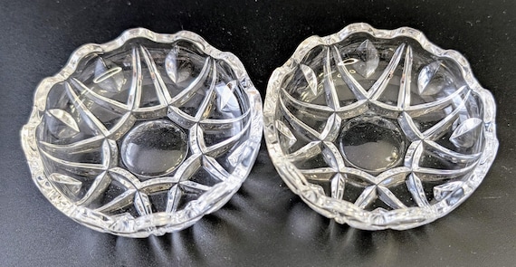Vintage - Pair of Small Dishes / Bowls / Crystal - Trinket dish - 3.25'' diameter