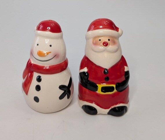Cute Salt Shaker Set - Christmas Pepper Shakers - Santa and Mrs. Claus - 3.75'' Tall