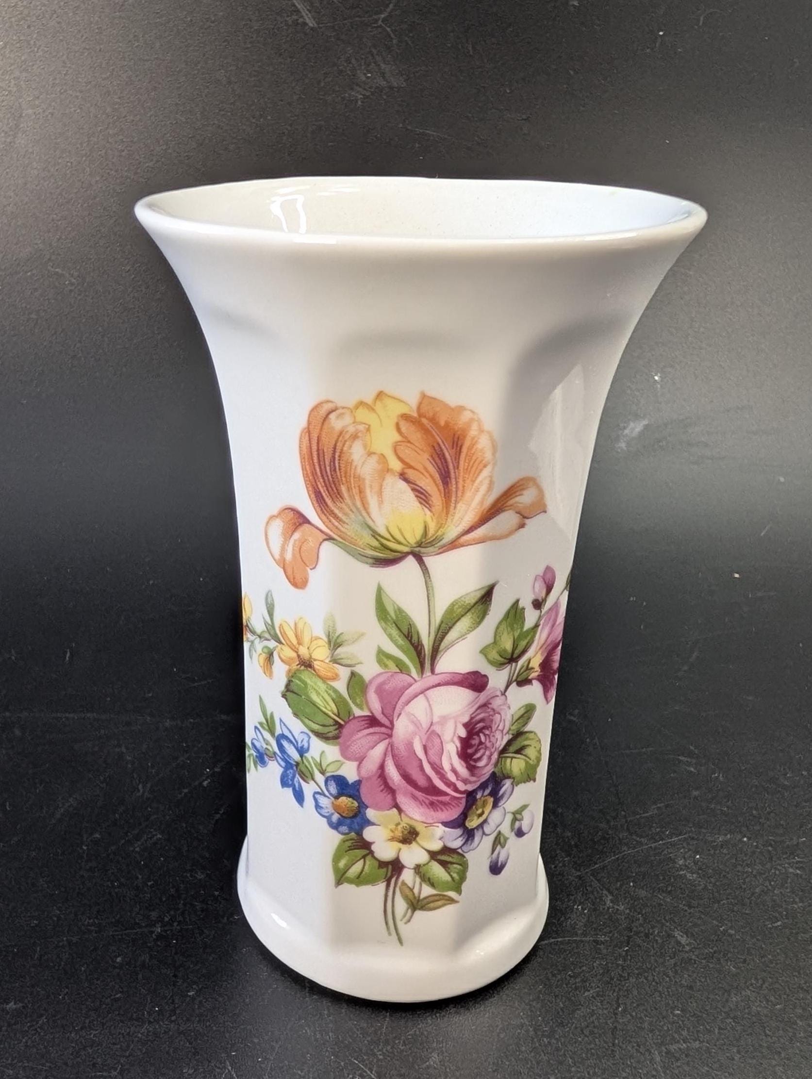 Vintage - Vase with flowers Kahla - German Democratic Republic