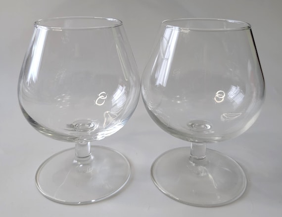 Vintage - Pair of Footed Glasses - measures 4.5'' high