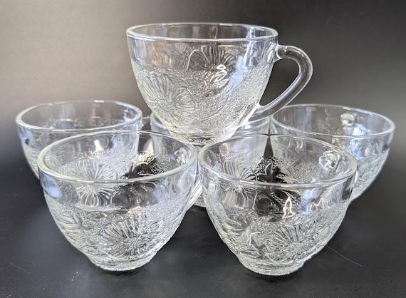 Vintage - Set of 6 Coffee Cups - made of glass - marked KIG Indonesia - 2.5'' high x 3.5'' wide