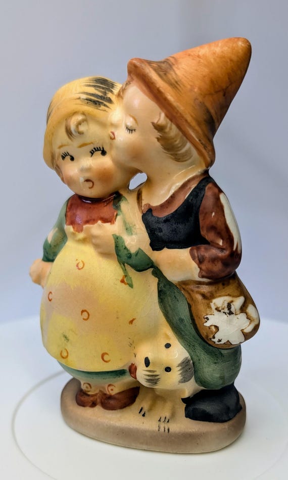 Vintage - Figurine - Dutch Boy and Girl - Porcelain - Marked Japan - 5''Tall