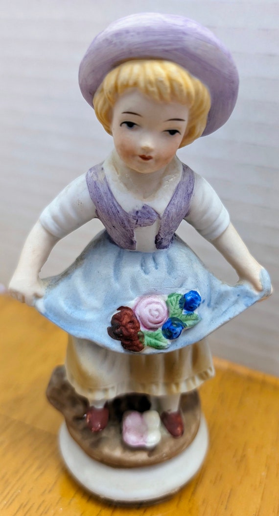 Vintage - Little Girl with flowers - Porcelain Figurine - 5'' Tall