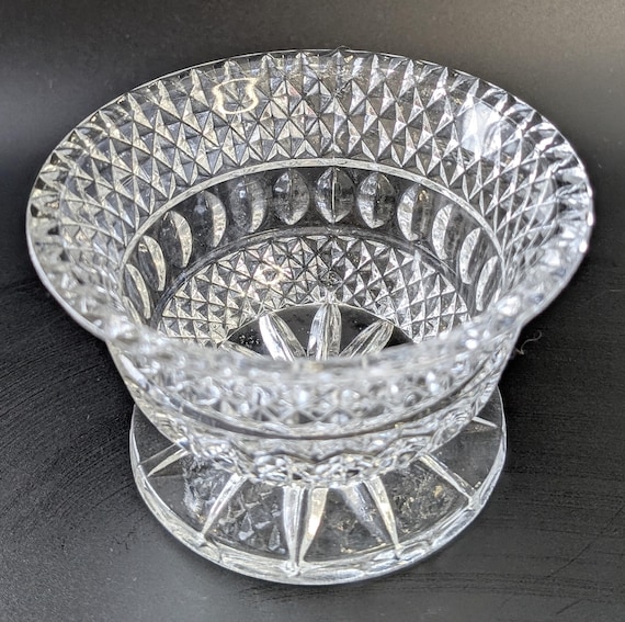 Vintage - Small Footed Bowl - Starburst Pattern - Compote - 3'' High x 4'' Diameter
