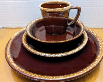 Vintage - 1 Place Place Setting for 1 Person - McCoy Pottery (4pcs)