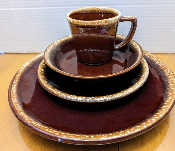 Vintage - 1 Place Place Setting for 1 Person - McCoy Pottery (4pcs)