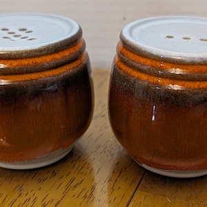 Vintage - Poterie Jean Cartier, Sel & poivre - 3" haut