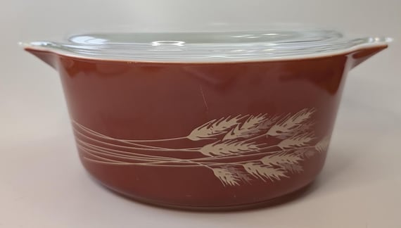 Vintage - Pyrex - Dish - "Autumn Harvest - Harvest Wheat" pattern - 475B - with lid - 2.5L - USA - Ovenware