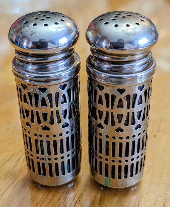 Vintage - Godinger - Pair of Silver Plated Cobalt Blue Salt and Pepper Shakers - 3.5'' Tall