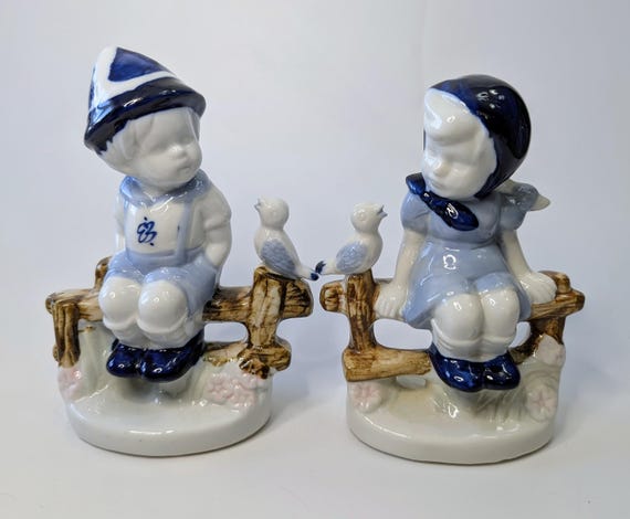 Vintage - Pair of Figurines - Couple / Children - Dutch porcelain children - white and blue - 6'' tall x 4''wide each