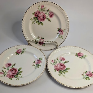 Vintage - Lot of 3 bread plates - Johnson Bros - Miniver Rose - 6&#39;&#39; diameter - Made in England