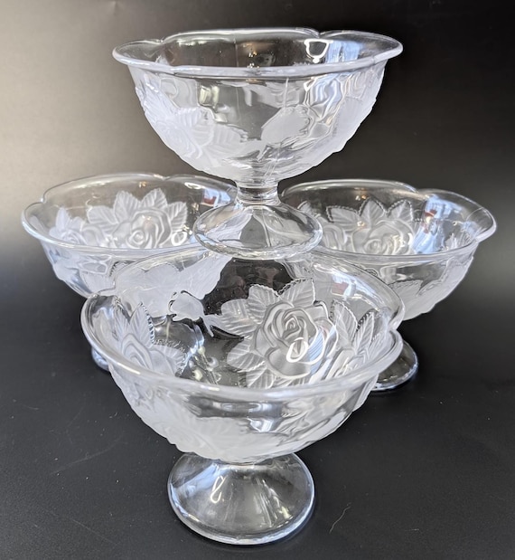 Vintage - Set of 4 Dessert Cups - Frosted Flowers - Measures 4'' Tall x 5''large