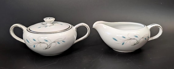 Vintage - Milk Jug and Sugar Bowl Set - Porcelain - Marked Japan